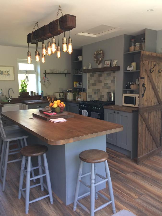 Guest Suite At 31 Little England Milborne Saint Andrew Bagian luar foto